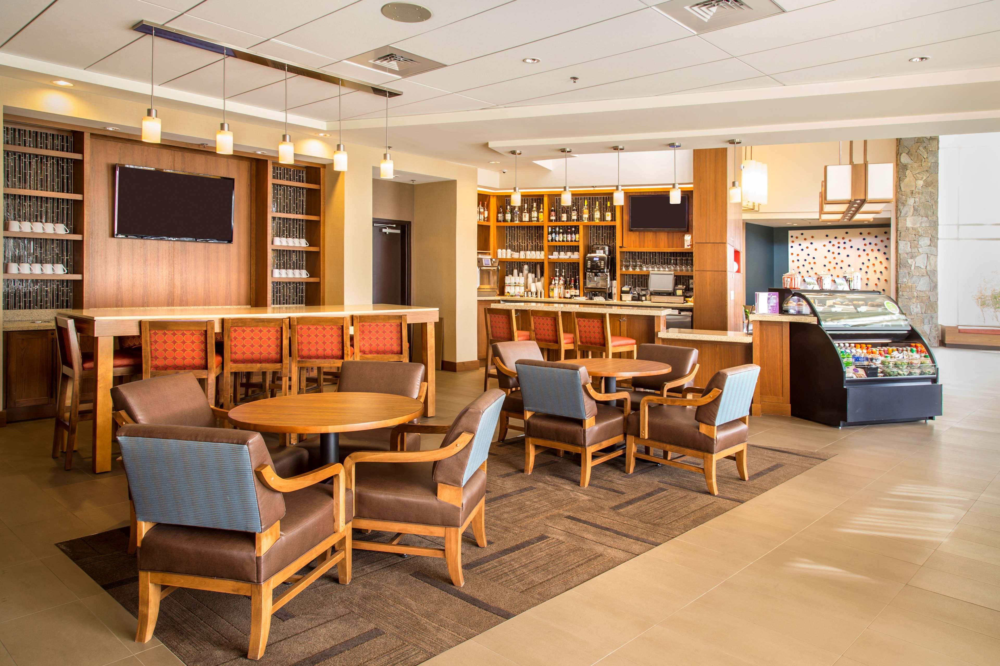 Hyatt Place שרלוטסוויל מראה חיצוני תמונה